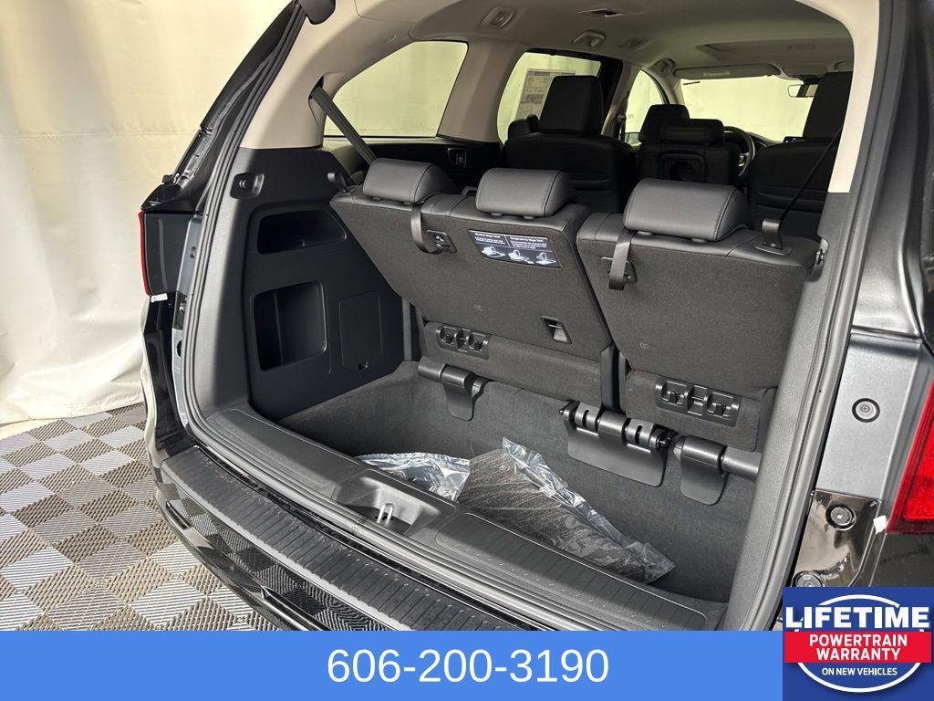 new 2026 Honda Odyssey car, priced at $42,290