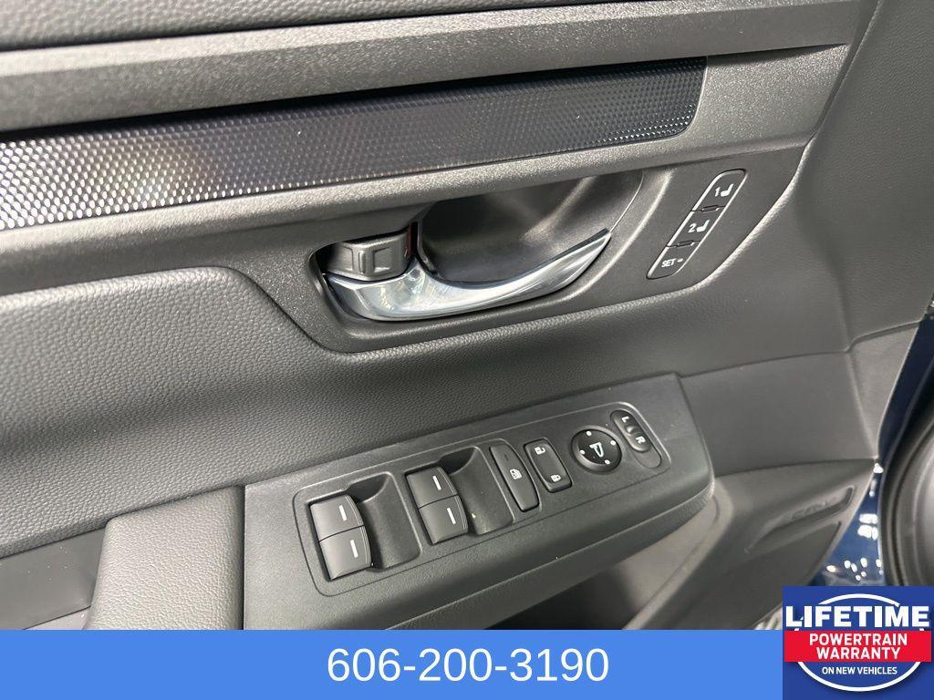 new 2026 Honda CR-V Hybrid car, priced at $40,675