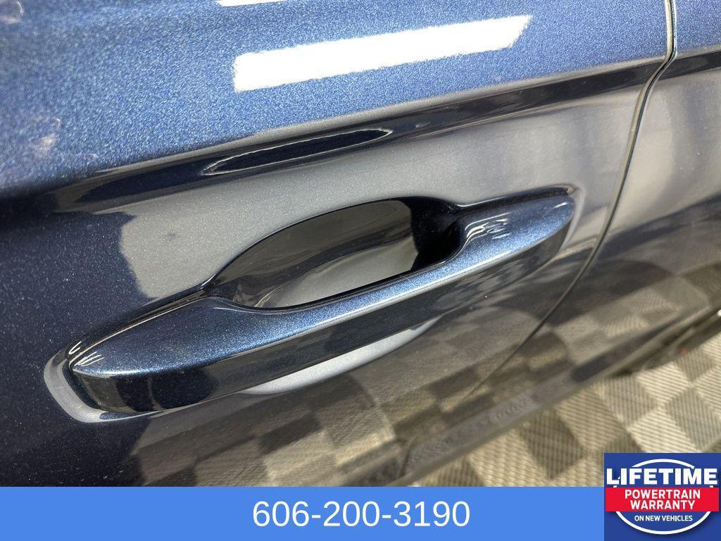 new 2026 Honda CR-V Hybrid car, priced at $40,675