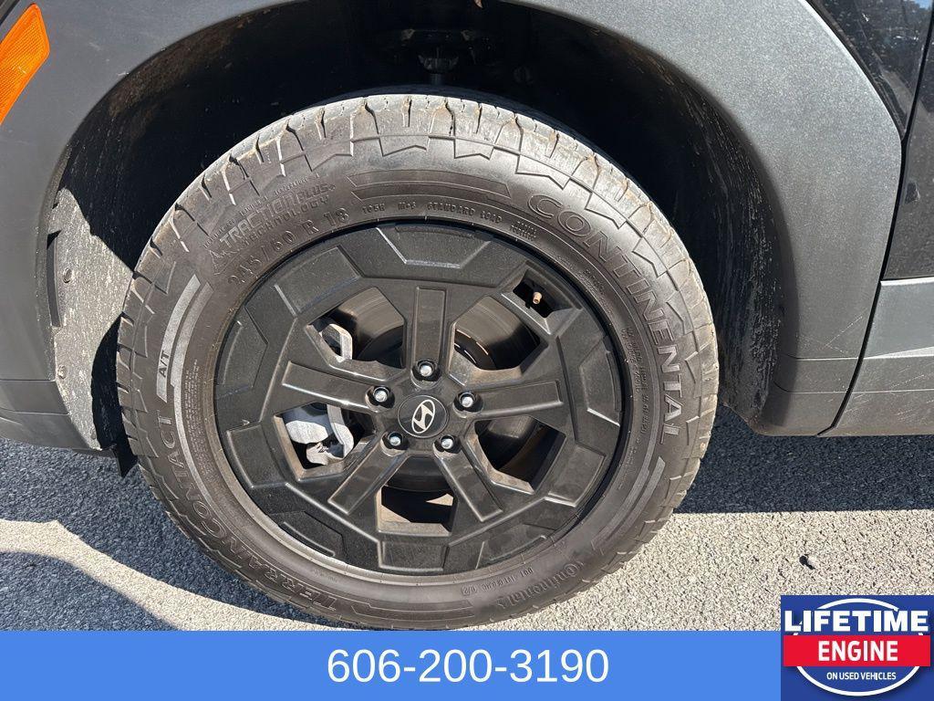 used 2024 Hyundai Santa Fe car, priced at $29,056