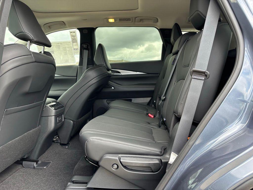 new 2027 INFINITI QX60 car, priced at $58,325