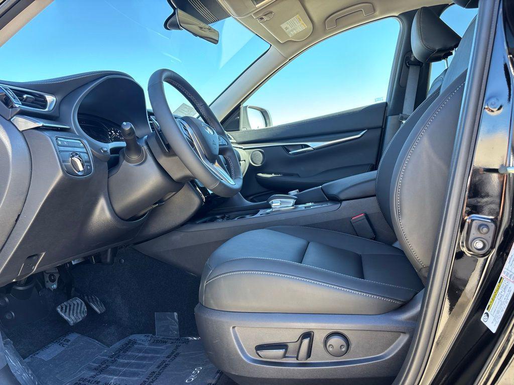 new 2025 INFINITI QX50 car, priced at $38,085