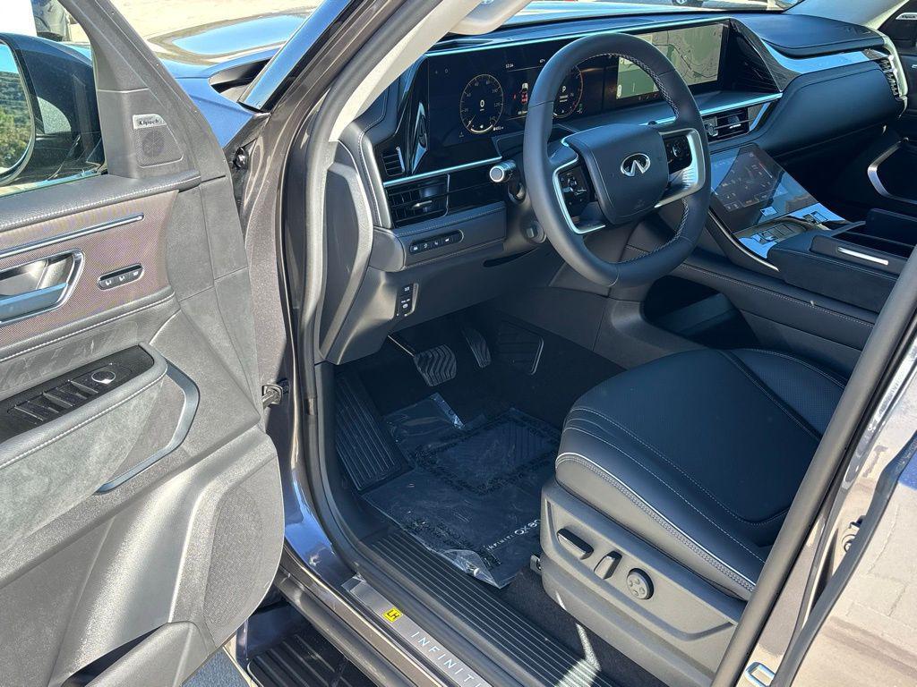 new 2026 INFINITI QX80 car, priced at $91,275