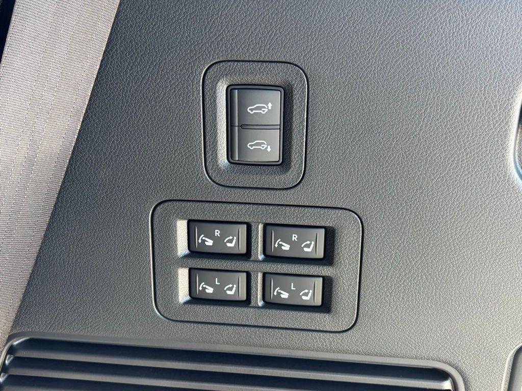 new 2026 INFINITI QX80 car, priced at $91,275