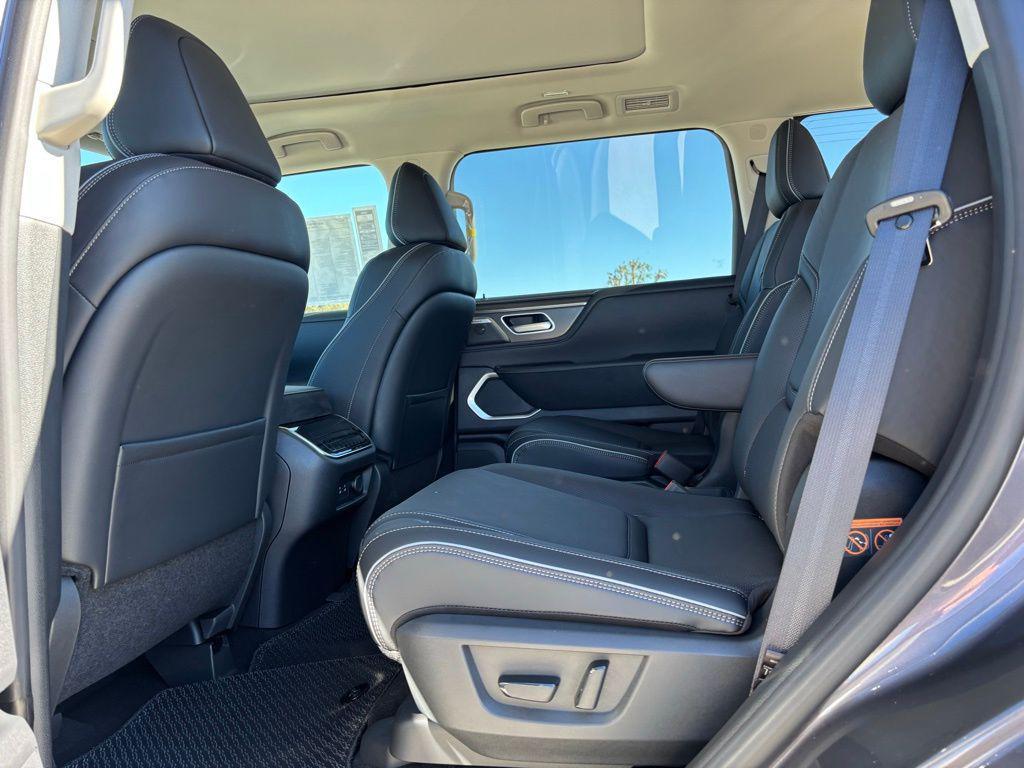 new 2026 INFINITI QX80 car, priced at $91,275