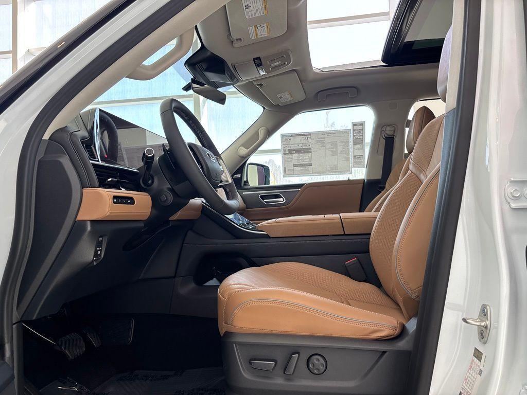 new 2027 INFINITI QX80 car, priced at $91,255