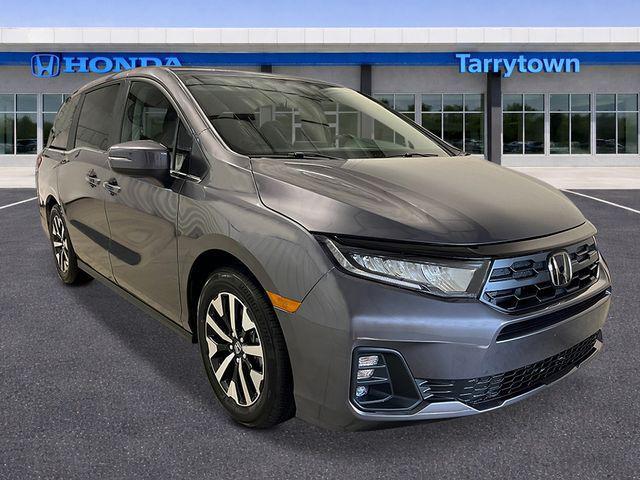 new 2026 Honda Odyssey car, priced at $44,290