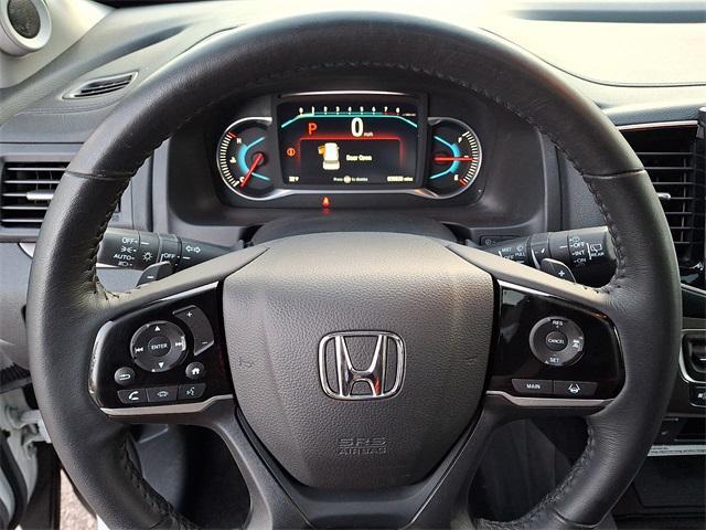used 2022 Honda Pilot car, priced at $30,996
