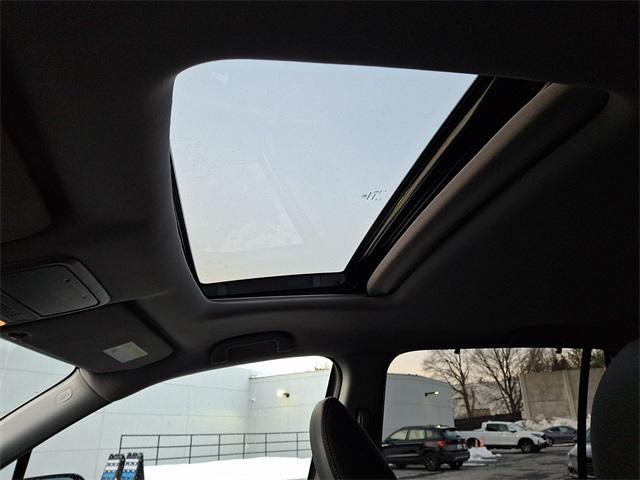 used 2022 Honda Pilot car, priced at $30,996