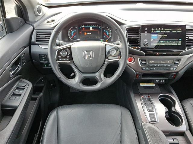 used 2022 Honda Pilot car, priced at $32,157