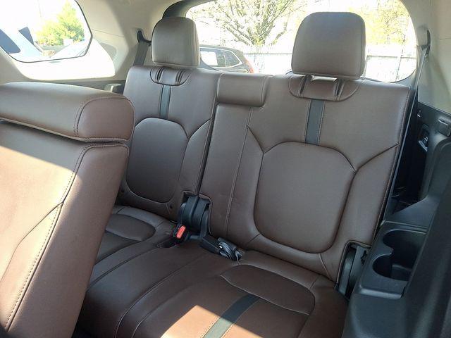 used 2025 Honda Pilot car, priced at $44,799