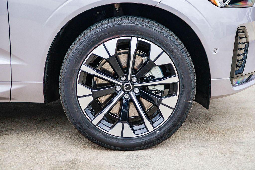 new 2026 Volvo XC60 car, priced at $64,965