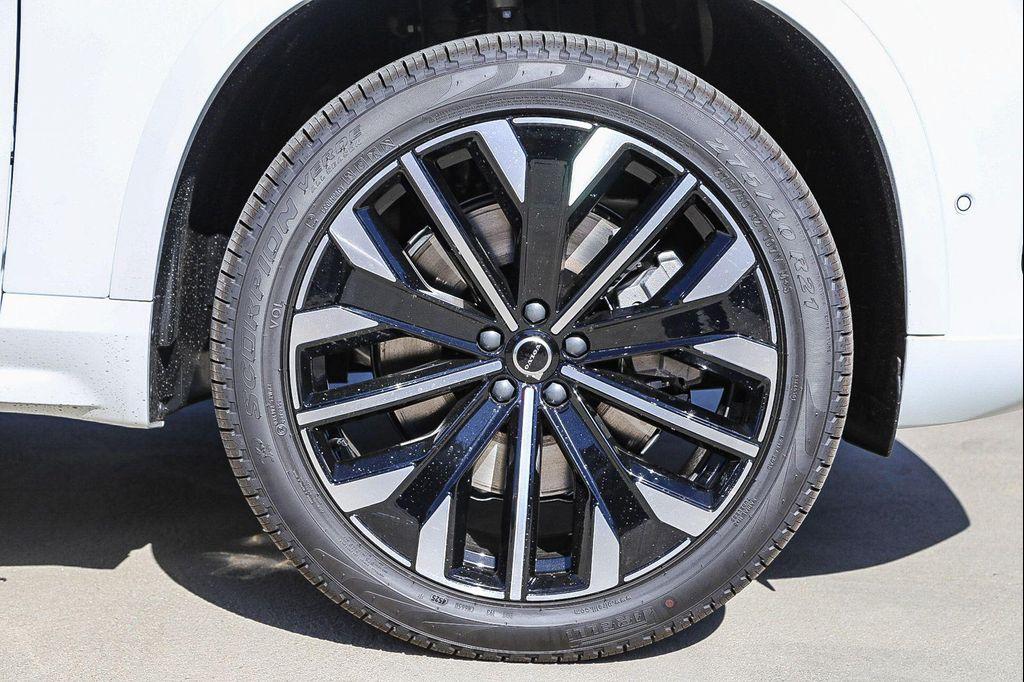 new 2026 Volvo XC90 Plug-In Hybrid car, priced at $81,745