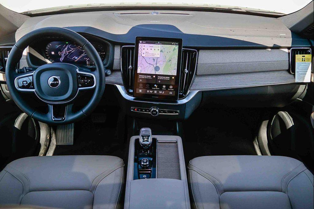 new 2026 Volvo XC90 Plug-In Hybrid car, priced at $81,995