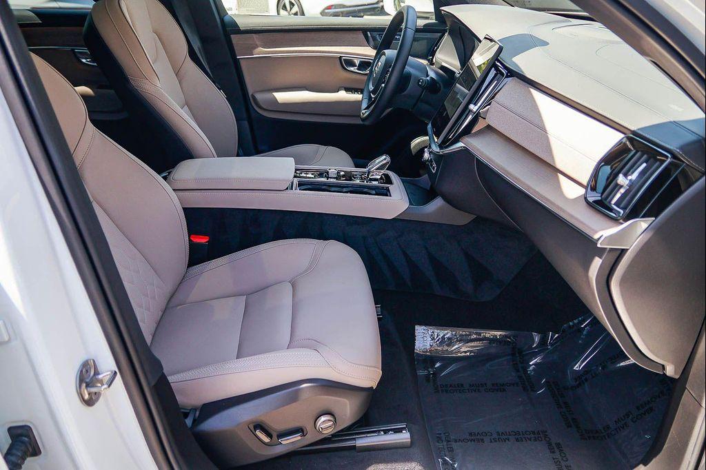 used 2026 Volvo XC90 car, priced at $62,988