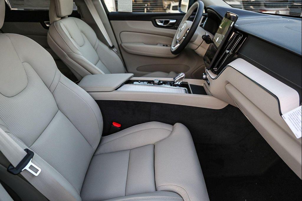 new 2026 Volvo XC60 car, priced at $64,055