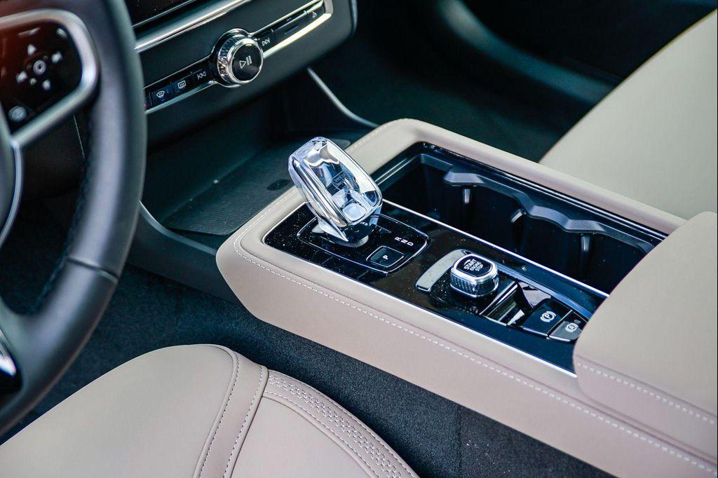 new 2026 Volvo XC90 car, priced at $71,695