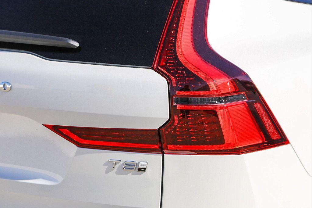 new 2026 Volvo XC60 Plug-In Hybrid car, priced at $75,960