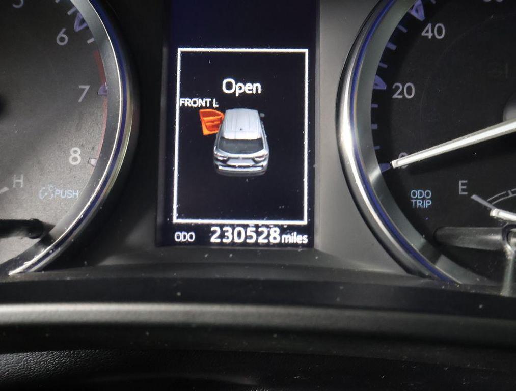 used 2015 Toyota Highlander car, priced at $10,994