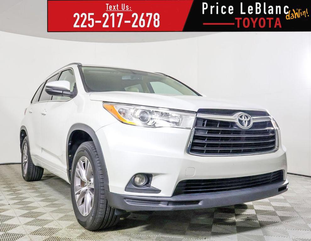 used 2015 Toyota Highlander car, priced at $10,994