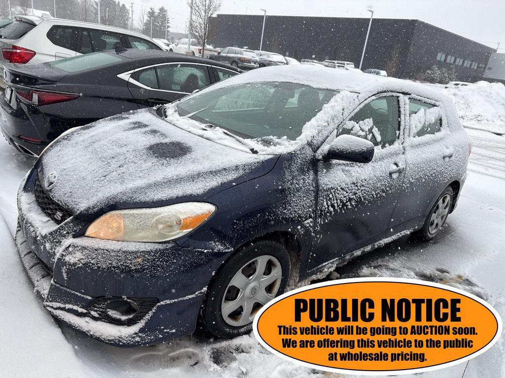 used 2009 Toyota Matrix car, priced at $4,000
