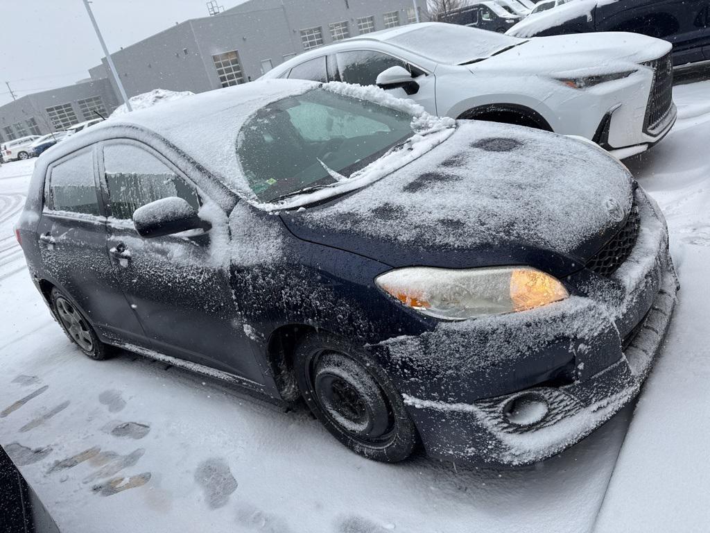 used 2009 Toyota Matrix car, priced at $4,000