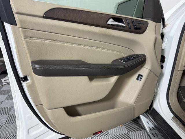 used 2015 Mercedes-Benz M-Class car, priced at $13,999