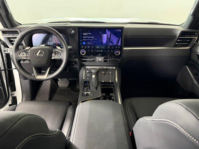 used 2025 Lexus GX 550 car, priced at $89,998