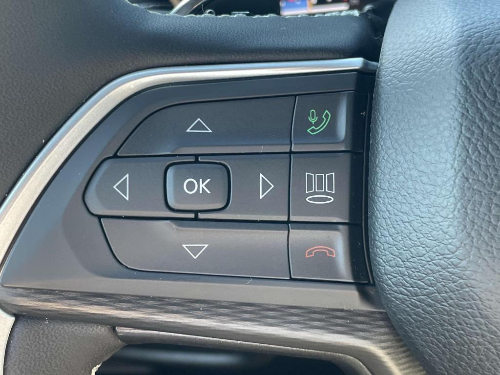 used 2024 Jeep Grand Cherokee car, priced at $26,899