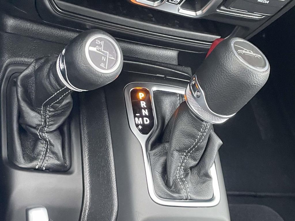 new 2026 Jeep Gladiator car, priced at $41,208