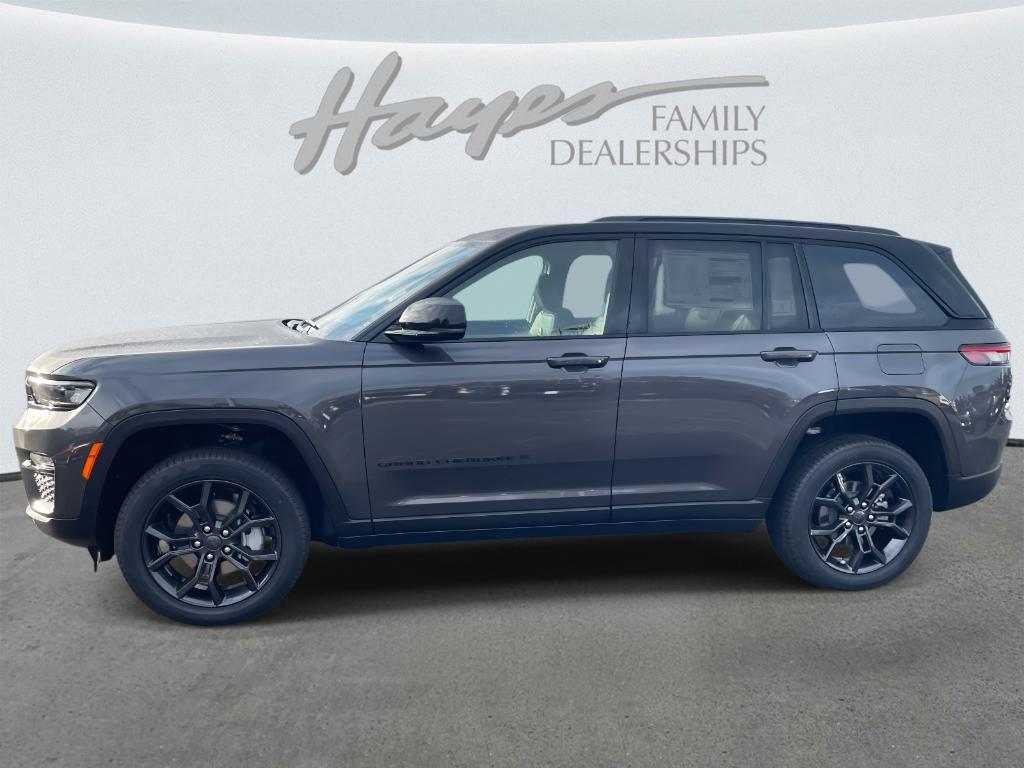 new 2025 Jeep Grand Cherokee car, priced at $45,123