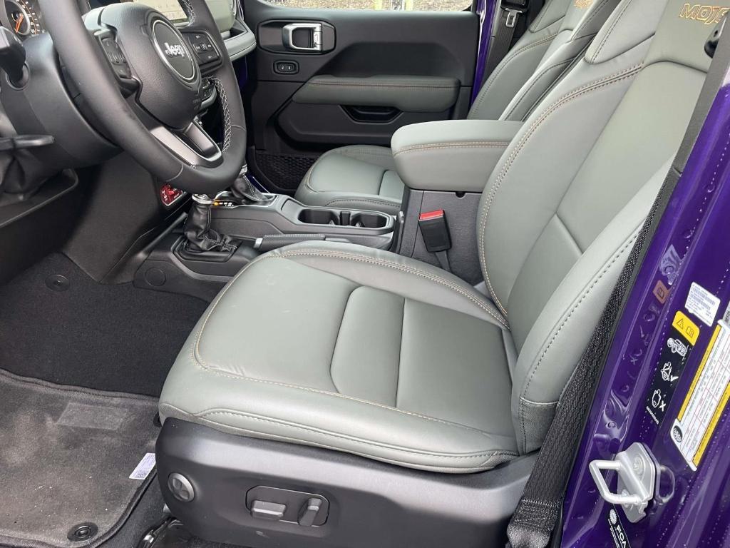 new 2026 Jeep Gladiator car, priced at $58,778