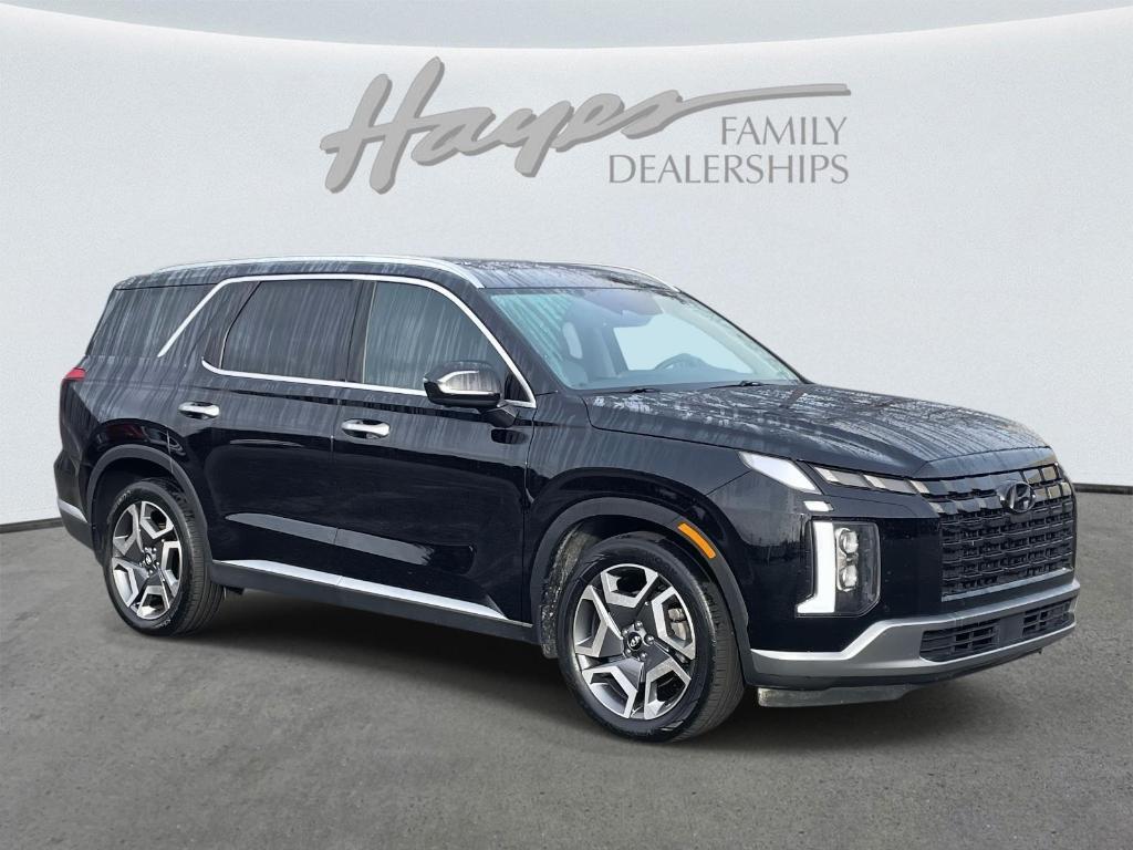used 2025 Hyundai Palisade car, priced at $34,000