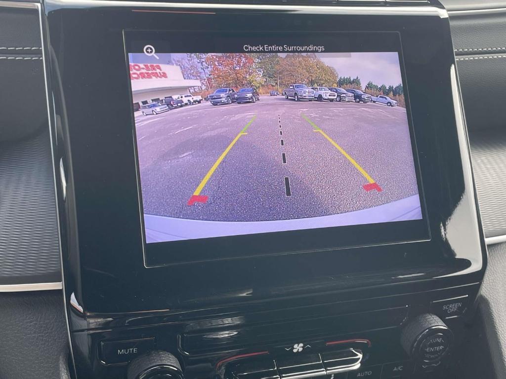 used 2024 Jeep Grand Cherokee car, priced at $26,995