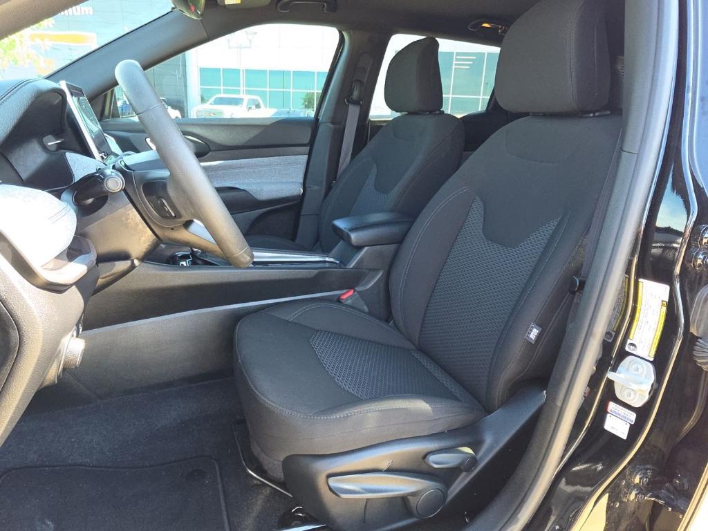used 2025 Jeep Compass car, priced at $23,207