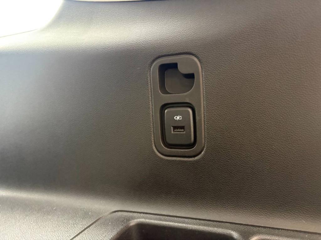 used 2019 Chevrolet Traverse car, priced at $15,997