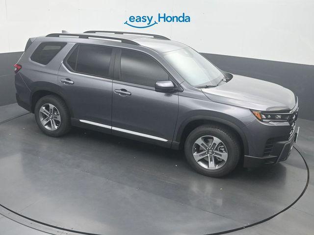 new 2026 Honda Pilot car, priced at $45,095