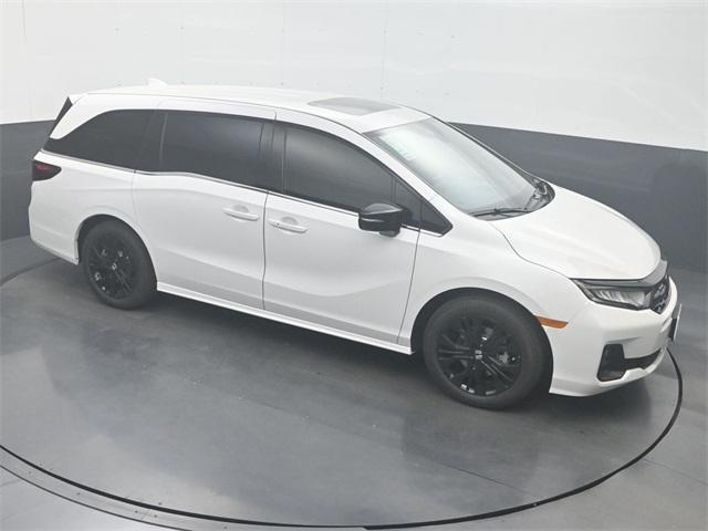 new 2026 Honda Odyssey car, priced at $44,350