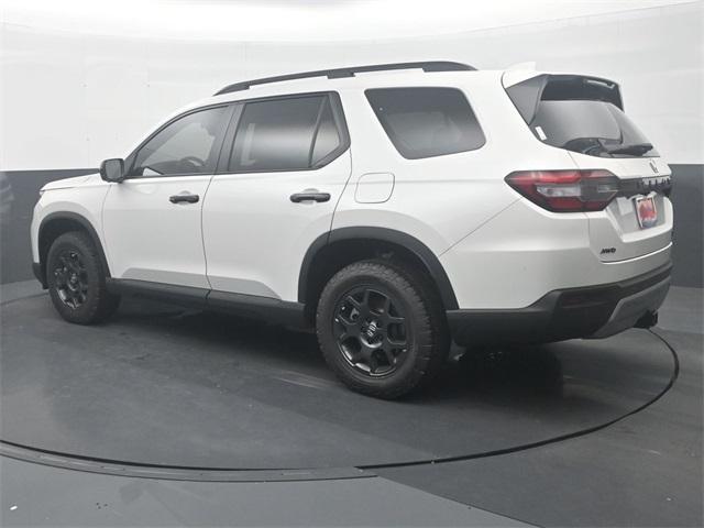 new 2025 Honda Pilot car, priced at $49,855