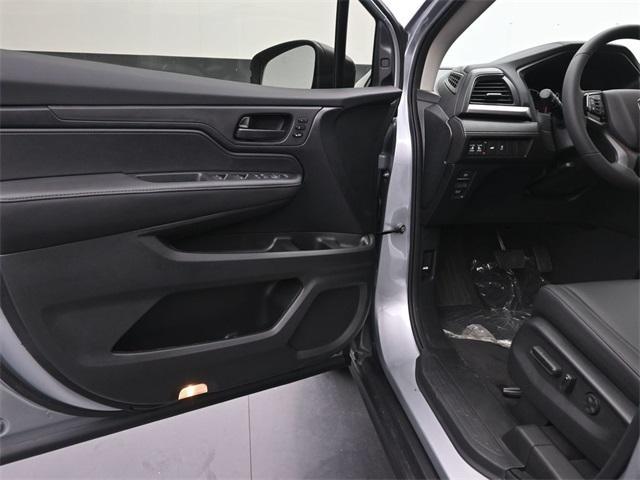 new 2026 Honda Odyssey car, priced at $43,755