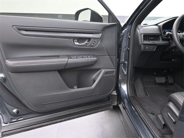 new 2026 Honda CR-V Hybrid car, priced at $38,725