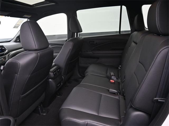 new 2025 Honda Passport car, priced at $44,557