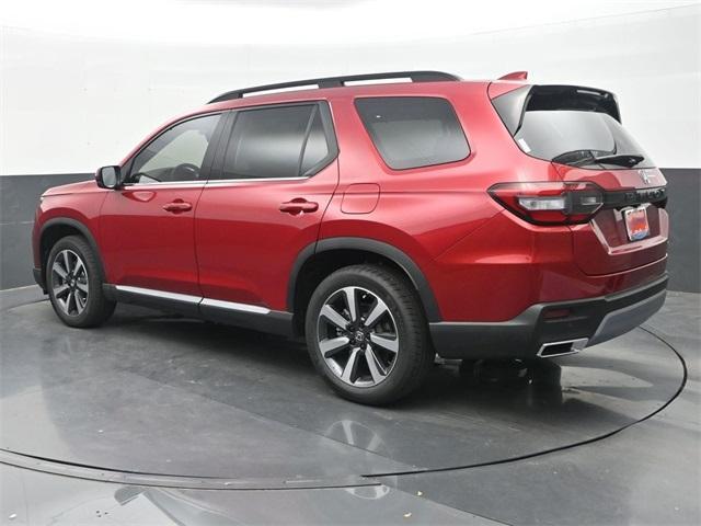 new 2025 Honda Pilot car, priced at $49,855
