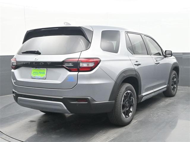 new 2025 Honda Pilot car, priced at $46,562