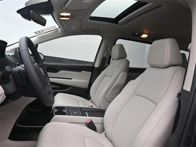 new 2026 Honda Odyssey car, priced at $42,795