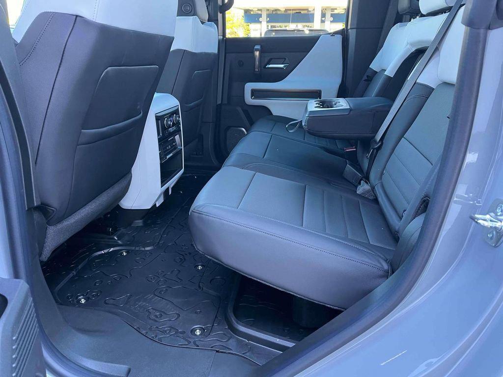 new 2025 GMC HUMMER EV Pickup car, priced at $113,027