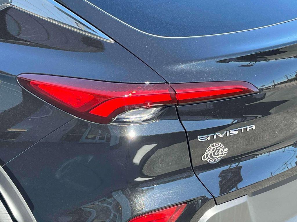 new 2025 Buick Envista car, priced at $25,404