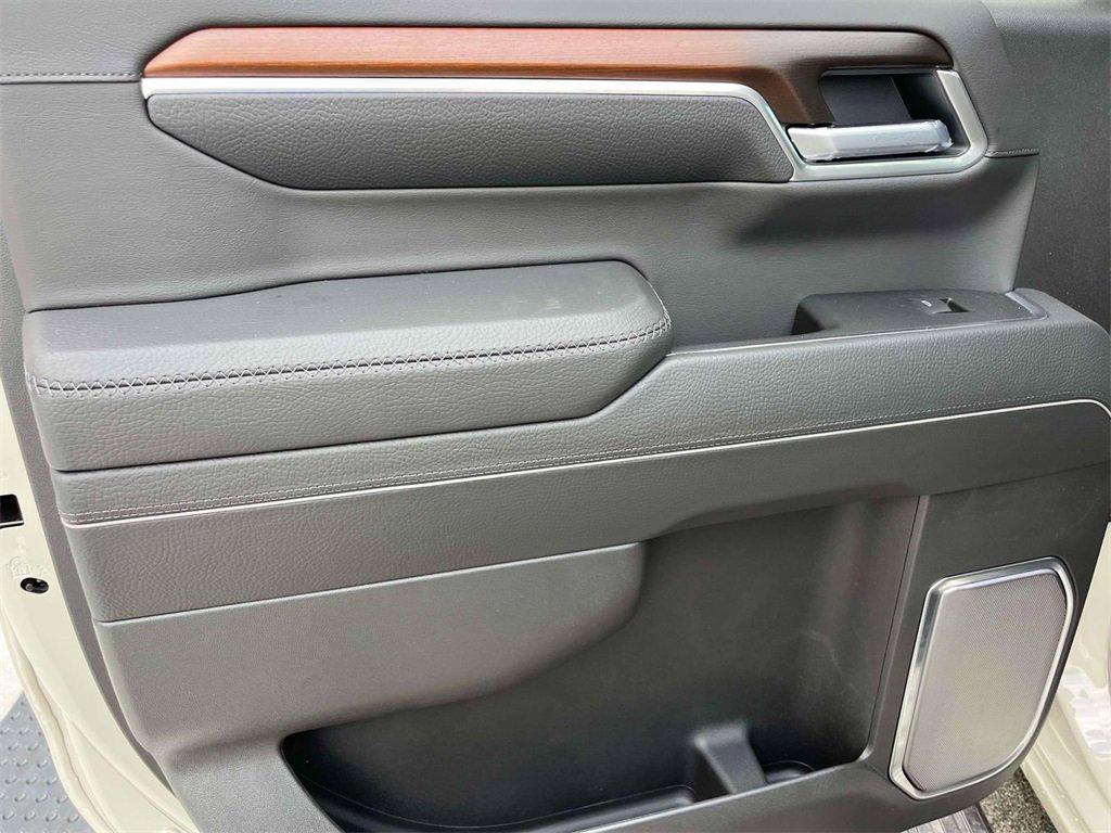 new 2026 GMC Sierra 1500 car, priced at $75,727