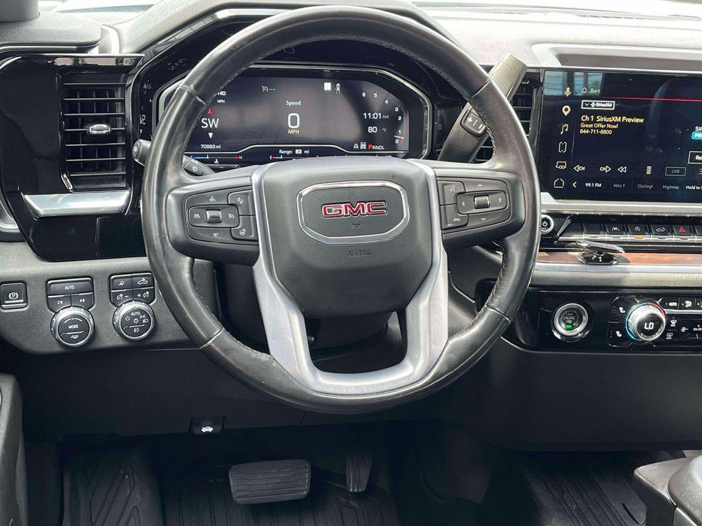 used 2022 GMC Sierra 1500 car, priced at $40,320