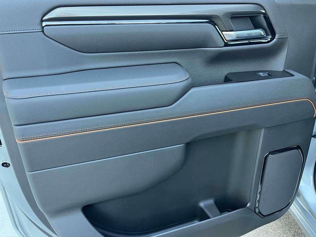 new 2026 GMC Sierra 2500 car, priced at $86,210